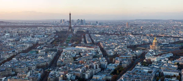 Paryż Francja Skyline Godzinach Wieczornych — Zdjęcie stockowe