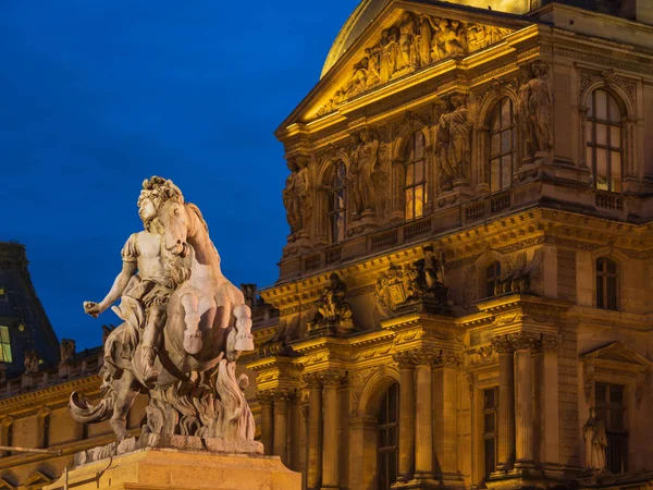 Paris Francja Grudnia 2018 Luwru Paryżu Świecie Większość Visite Muzeum — Zdjęcie stockowe