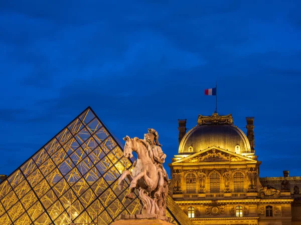 París Francia Diciembre 2018 Museo Del Louvre París Museo Más —  Fotos de Stock