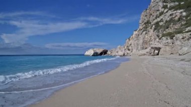 Lefkas iyon Adası