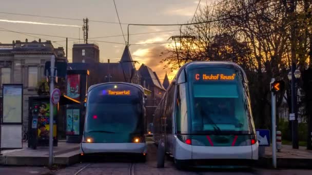 Tramvay Strasbourg Fransa — Stok video