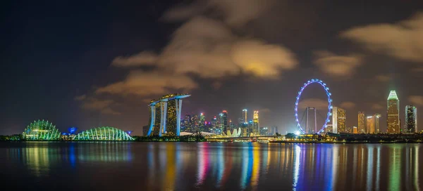 Vista para Singapore City Skyline — Fotografia de Stock