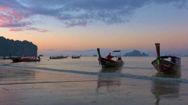 Traditionnel Bateau Longue Queue Coucher Soleil Thaïlande — Video