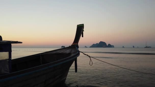 Barco Cola Larga Tradicional Atardecer Tailandia — Vídeos de Stock