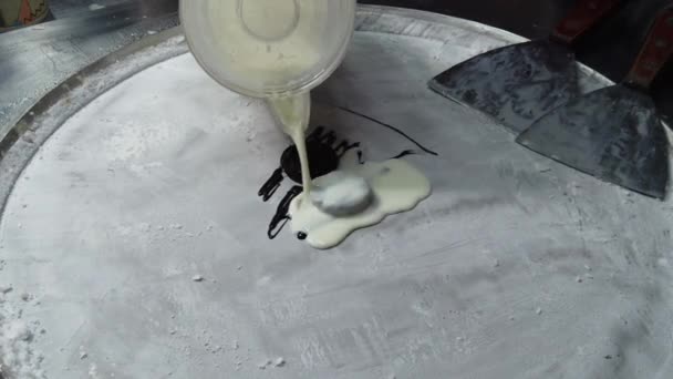 Kızarmış Dondurma Yapımında — Stok video