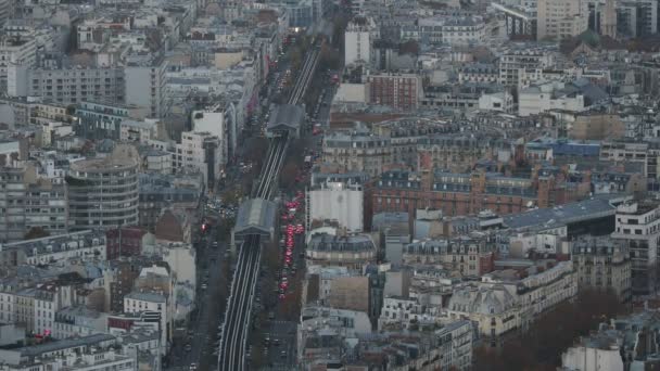 Θέα Στις Στέγες Του Παρισιού Σούρουπο — Αρχείο Βίντεο