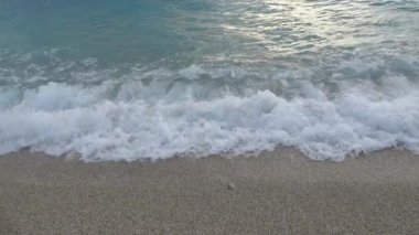 Lefkas adasında vahşi Iyon Denizi Yunanistan