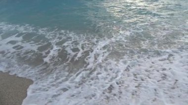 Lefkas adasında vahşi Iyon Denizi Yunanistan