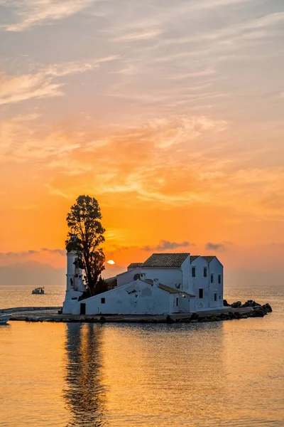 Vlacherna Monastery at sunrise on Corfu island — Stock Photo, Image