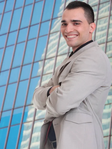 Geschäftsmann im Büro — Stockfoto