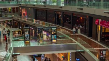 Marina Bay Sands alışveriş merkezi Shoppes içinde
