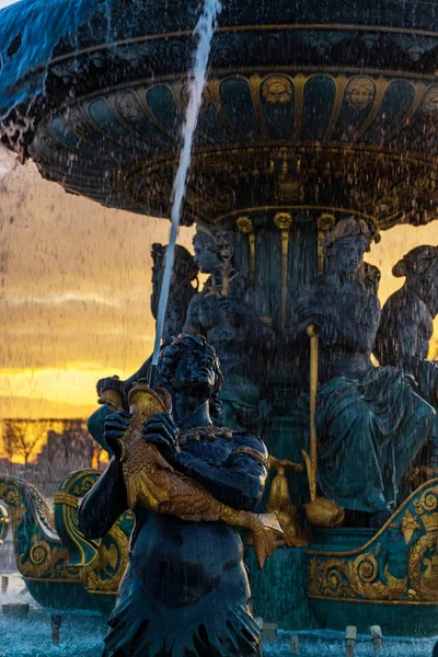 Fontaine Place de la Concorde v Paříži Francie — Stock fotografie