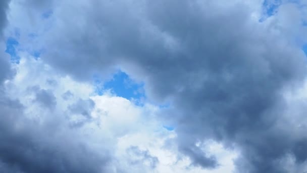Ένα Σύννεφο Moody Sky Timelapse — Αρχείο Βίντεο