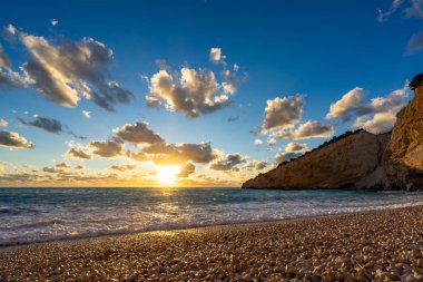 Lefkas adasında Porto Katsiki plaj 