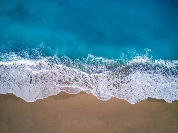 Drohnenblick auf den Strand von Kathisma — Stockfoto