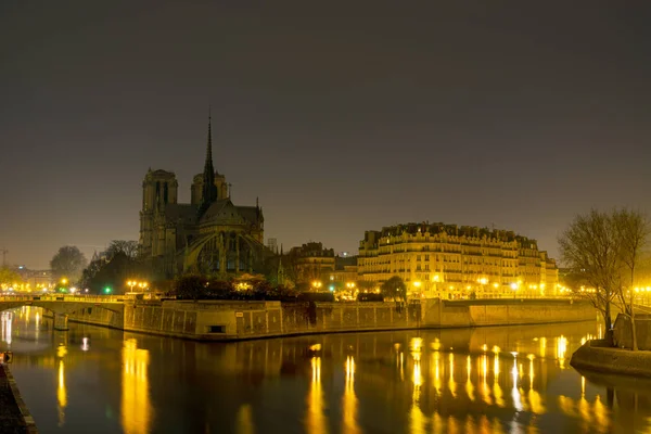 Notre Dame de Paris kathedraal — Stockfoto