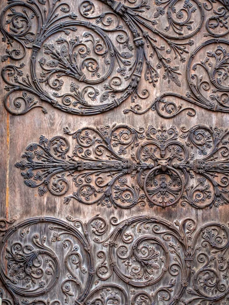 Porta d'ingresso principale di Notre Dame de Paris — Foto Stock