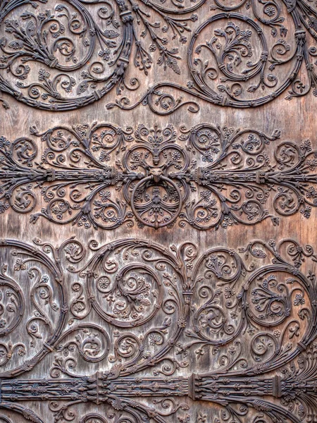 Porta de entrada principal de Notre dame de Paris — Fotografia de Stock