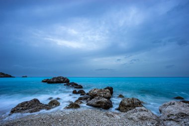 Lefkas adasında Agios Nikitas plaj 