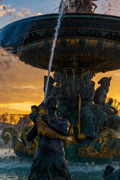 Fontaine Place de la Concorde v Paříži Francie — Stock fotografie