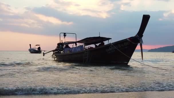 Ηλιοβασίλεμα Στην Επαρχία Nang Krabi Ταϊλάνδη — Αρχείο Βίντεο