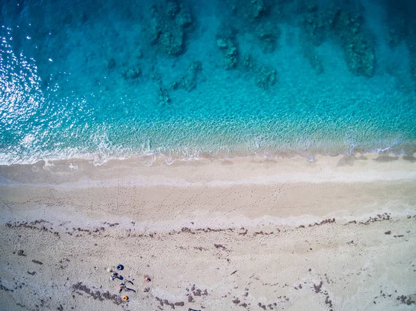 Drone-zicht op Kathisma-strand in Lefkas — Stockfoto