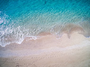 Lefkas'taki Kathisma plajında drone görünümü 