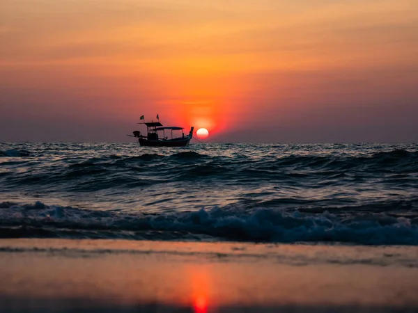 Bateau à queue longue en Thaïlande — Photo