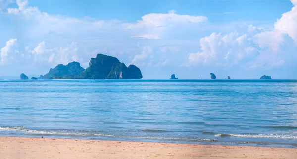 Tropisch strand van Thailand — Stockfoto