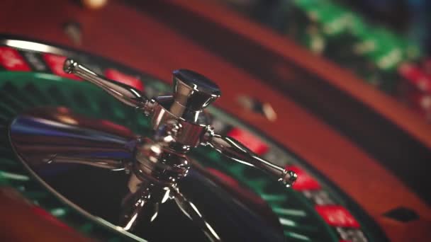 Mesa Ruleta Cámara Lenta Cerca Casino Enfoque Selectivo — Vídeo de stock