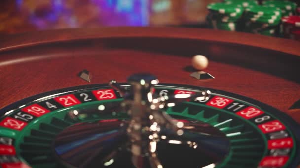 Τραπέζι Ρουλέτας Αργή Κίνηση Close Στο Καζίνο Επιλεκτική Εστίαση — Αρχείο Βίντεο