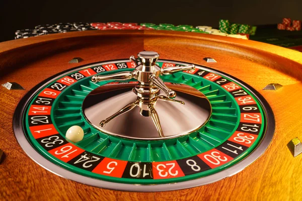 赌场里的轮盘赌 选择性焦点 — 图库照片