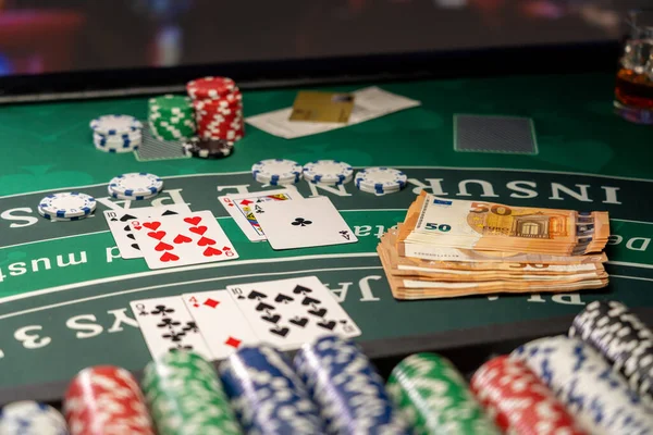 Uma Mesa Casino Black Jack Com Notas Euro — Fotografia de Stock