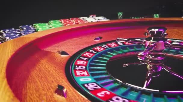 Рулетка колесо выигрыш номер 9 крупным планом в казино - Селективный фокус Стоковое Видео