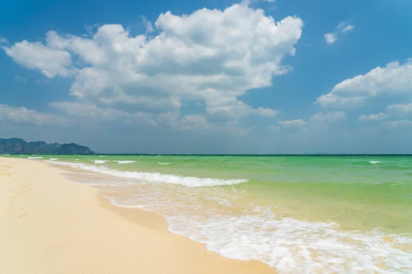 Amazing Tropical Beach Lanscape — Stock Photo, Image