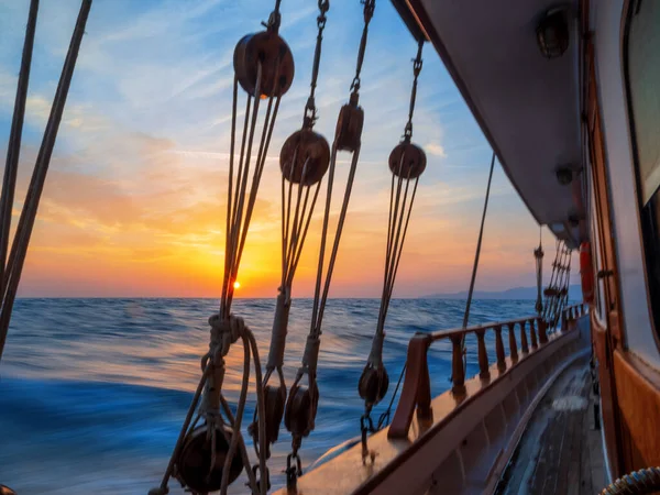 Navio Vela Mar Egeu Grécia — Fotografia de Stock