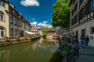 Strasbourg Alsace yazın Fransa 'nın küçük bir bölgesi