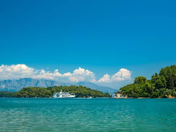 Yunanistan Lefkas Adasındaki Nidri Tatil Beldesi — Stok fotoğraf