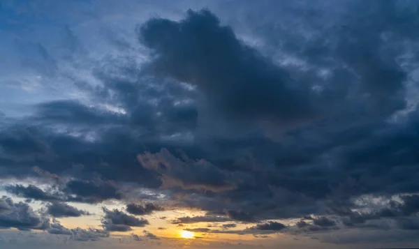 Amazing Cloudscape Sunset — Stock Photo, Image