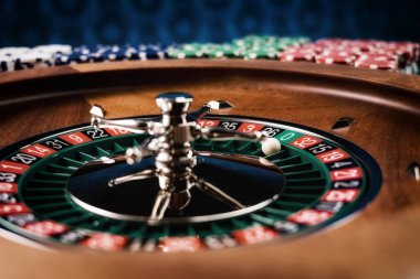 Kumarhanedeki rulet masası Seçici Odak