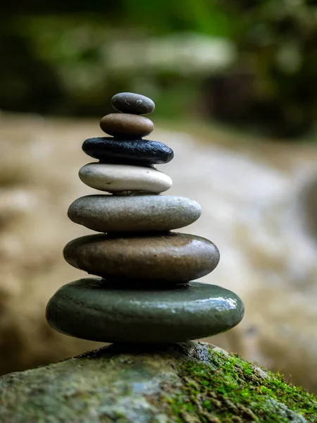 Balanced Zen Stones Pebbles Waterfalls — Stock Photo, Image