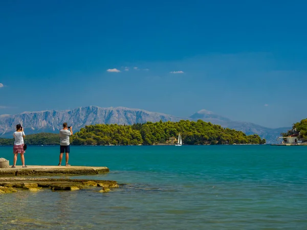 ギリシャのニドリ湾での航海 — ストック写真