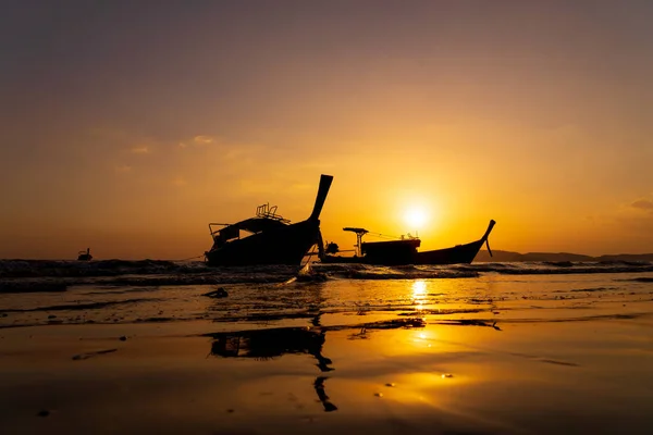 Traditional Long Tail Boat Beach Thailand Sunset — Stock Photo, Image