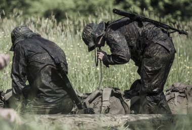Macaristan, Orfu - 02 Mayıs 2018: Elite Challenge hem sivil ve özel kuvvetler seçim yoluyla almak için bir his denemek isteyen profesyoneller için tasarlanmış bir programdır