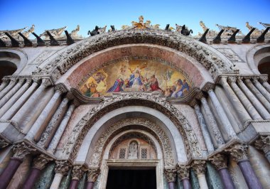 İtalya, Venedik 'teki Basilica di San Marco Kapısı