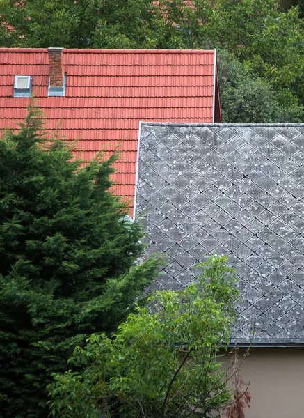 Nova Telha Telhado Azulejo Velho Telhado Asbestous — Fotografia de Stock