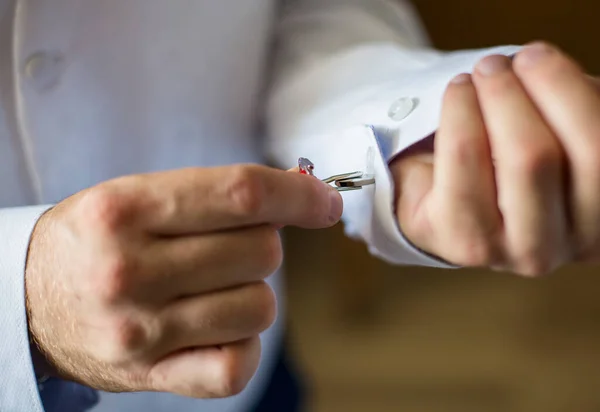 Hombre Vestido Mismo Traje Elegante — Foto de Stock