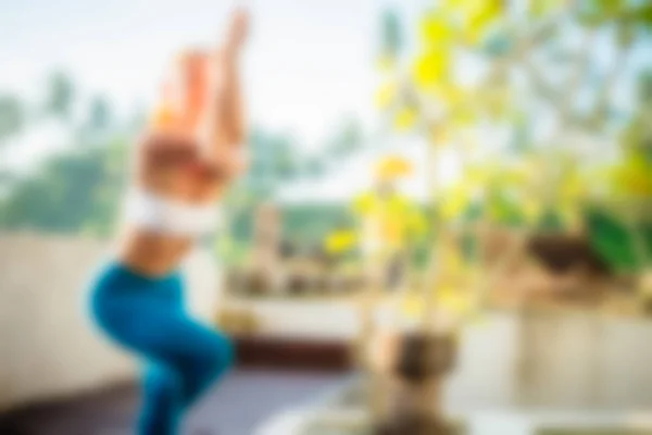 Yoga at Bali Indonesia Travel theme blur background — Stock Photo, Image