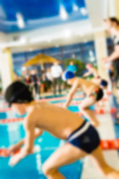 Natation thème de la compétition fond flou — Photo