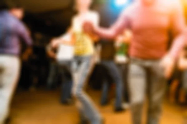 İnsanlar dans arka plan bulanıklık — Stok fotoğraf